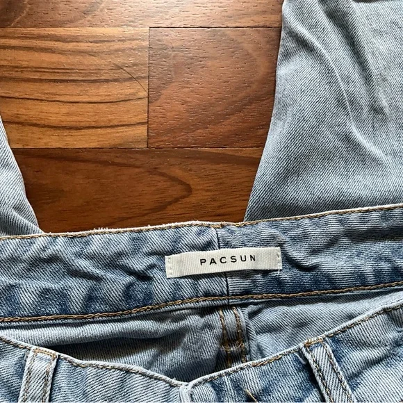 PacSun Sky Blue Denim Mom Jeans - Picture 3 of 4